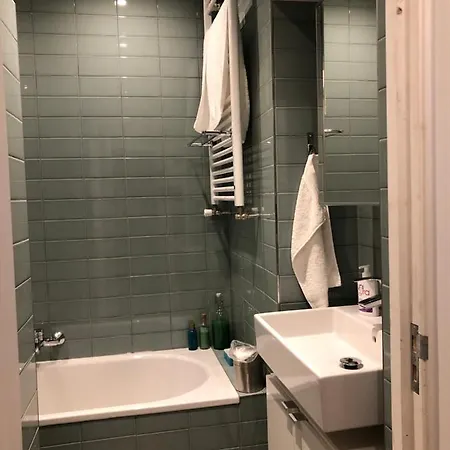 B&b-ing